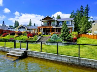 6346 S Island Dr E, Bonney Lake, WA 98391