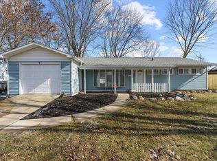 1016 Whitehall Dr, South Bend, IN