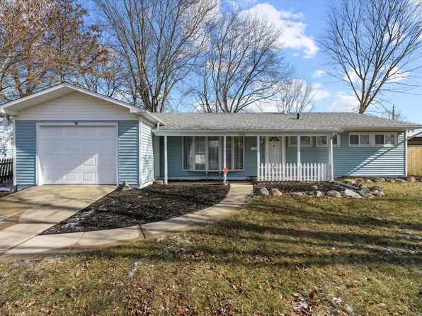 1016 Whitehall Dr, South Bend, IN 46615