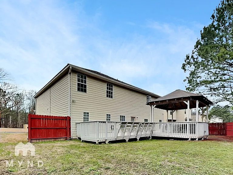 216 Allegrini Dr — Photo 38