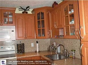 4th image of 1117 Sussex Dr