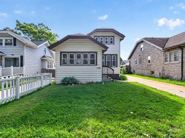 2562 N 59th STREET, Milwaukee, WI 53210