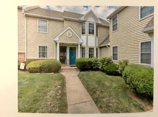 141 Primrose Ln, Wyomissing, PA 19610