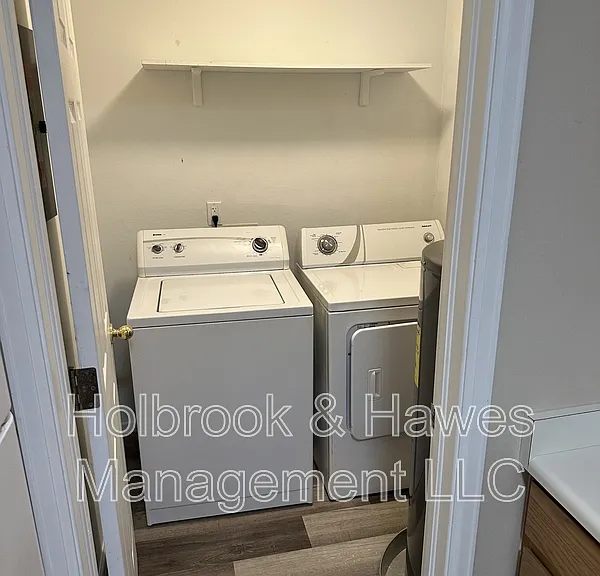 4531 Boardwalk Dr W #W-W-9 — Photo 15