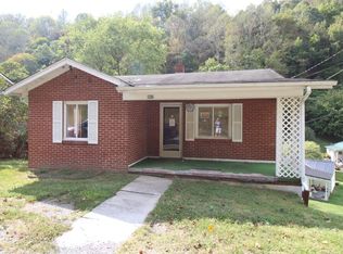 992 Matson Dr, Marion, VA 24354