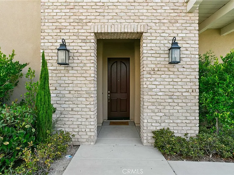 105 Cordial — Photo 32