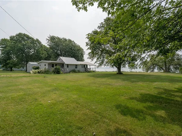 3712 Flanders Rd, Three Mile Bay, NY 13693