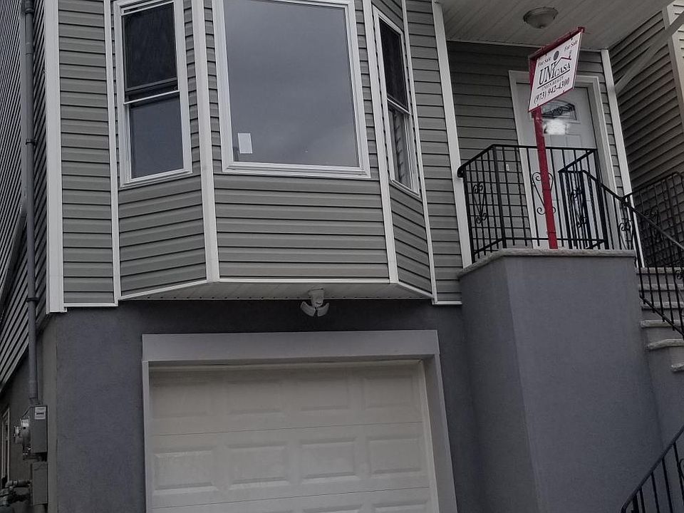 2nd image of 227 16th Ave Unit G