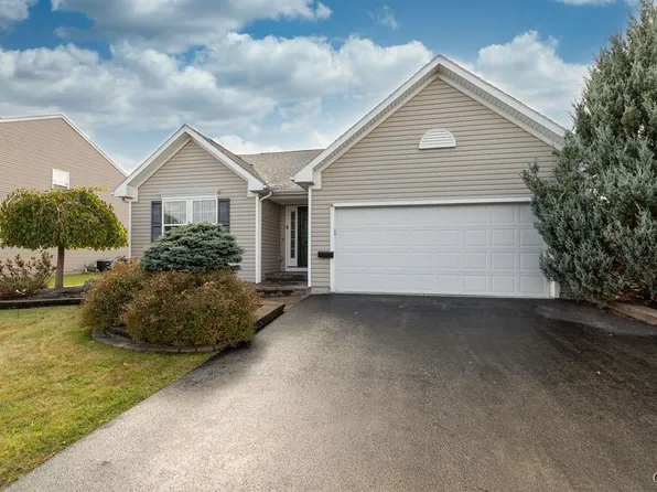 11 Sun Meadows Way, Baldwinsville, NY 13027