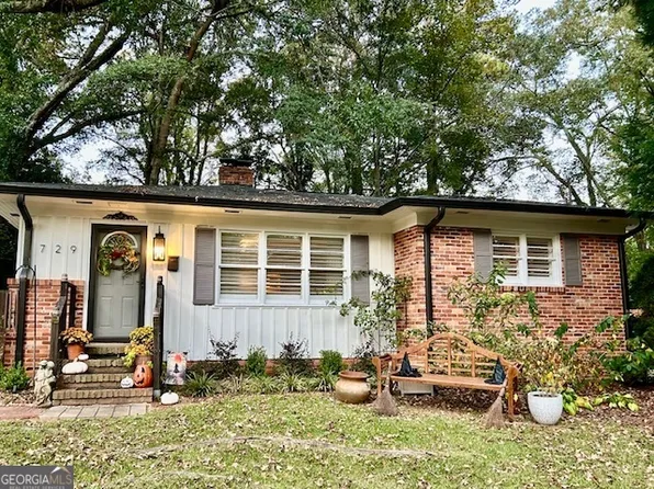 729 Springer Dr, Griffin, GA 30224