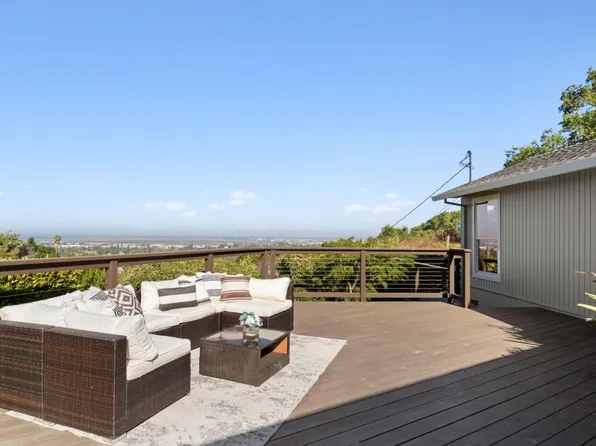 1 Hidden Way, Redwood City, CA 94062