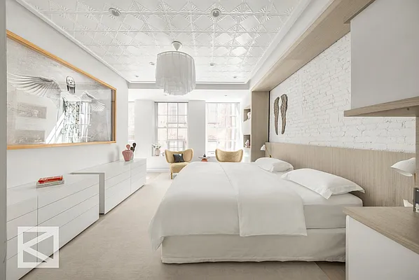 Bedroom, photo 1