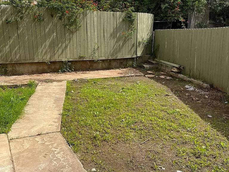 3955 Helix Ln — Photo 13