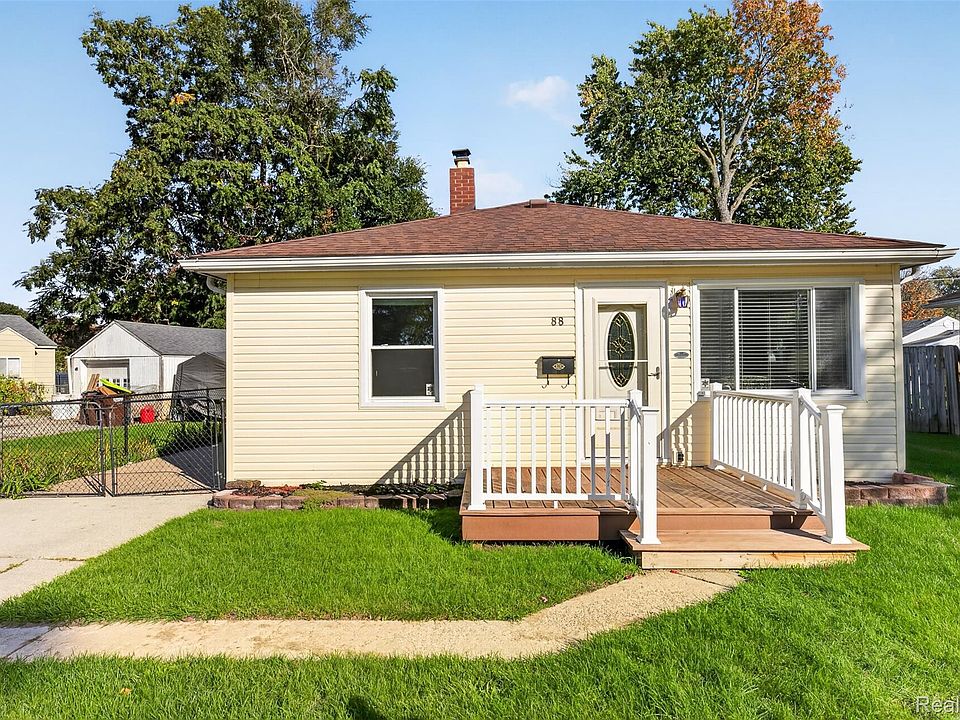 1st image of 88 Potter Dr