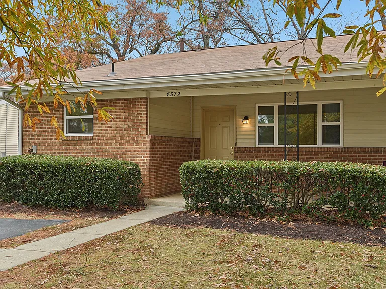 Howard Hills Rental Townhomes and Duplexes — Photo 25