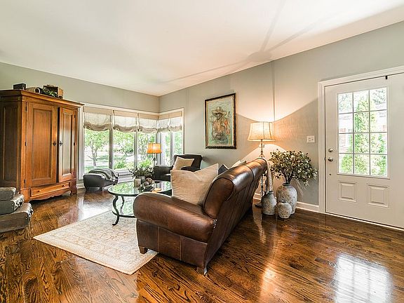 2nd image of 573 Summerdale Ave