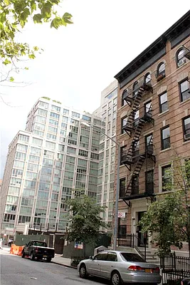 Sold by Akam Sales and Brokerage | media 18