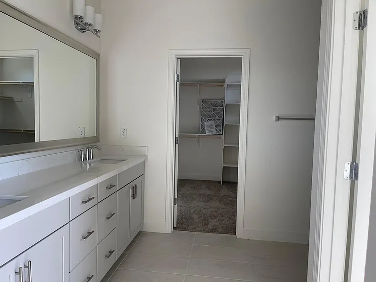 3261 Sherman Way — Photo 24