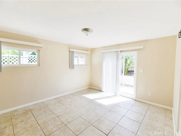 219 W Avenida Palizada #B — Photo 13
