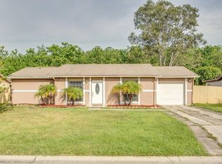 146 W Cedarwood Cir, Kissimmee, FL 34743