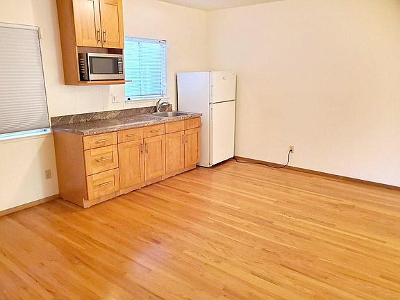 4th image of 7064 Galli Dr #B
