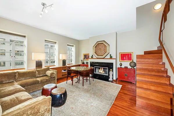 Rented by Keller Williams NYC | media 18