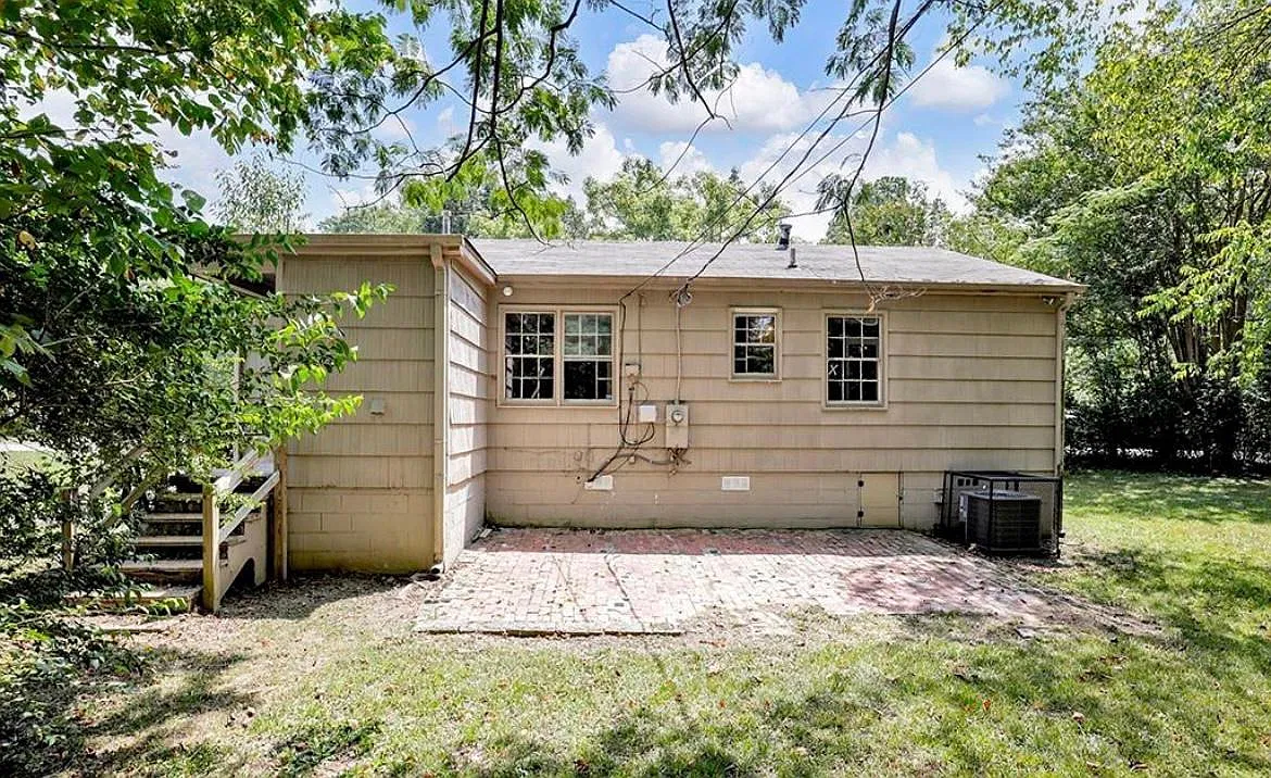 500 Robison Dr — Photo 3