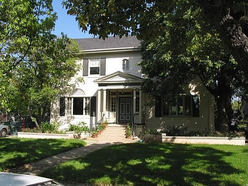 1st image of 842 S Madison Ave