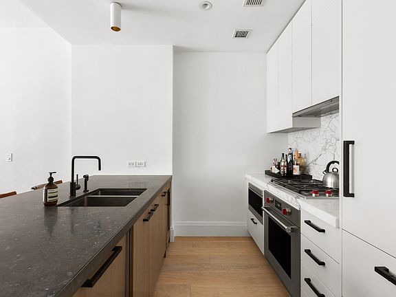 5th image of 438 E 12th St #3N