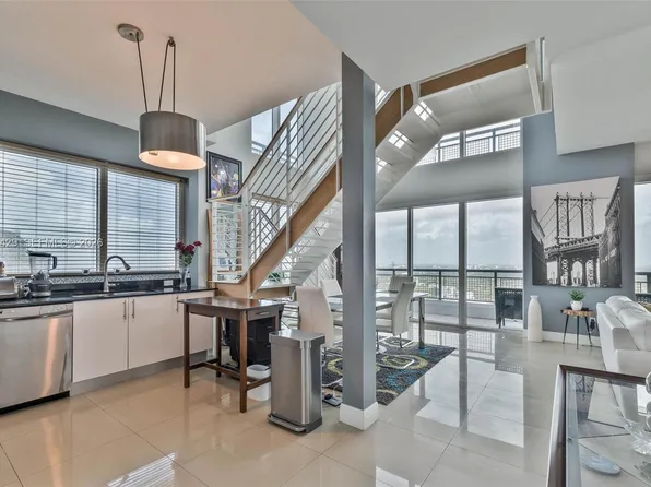 60 SW 13th St APT 3401, Miami, FL 33130