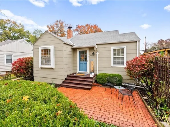 500 W 86th Ter, Kansas City, MO 64114
