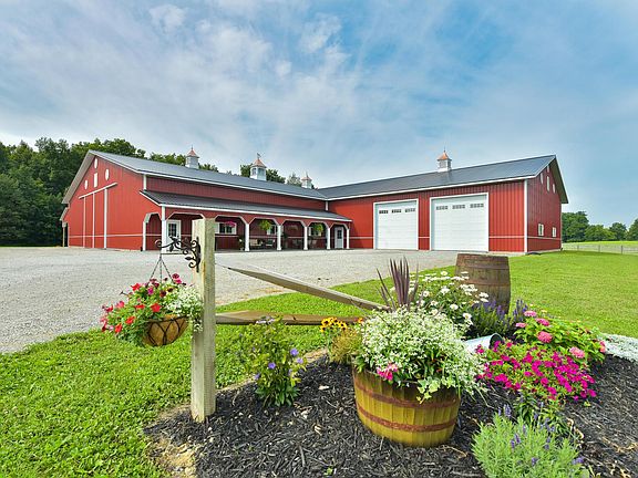 2nd image of 13270 Township Road 180