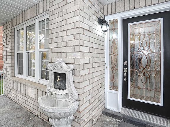 2nd image of 9 Valleypark Cres