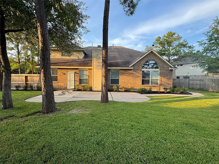 6311 Auburn Terrace Ct — Photo 33