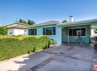 3028 Thatcher Ave, Santa Monica, CA 90292