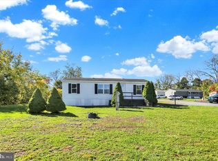 327 Oak St, Hamburg, PA 19526