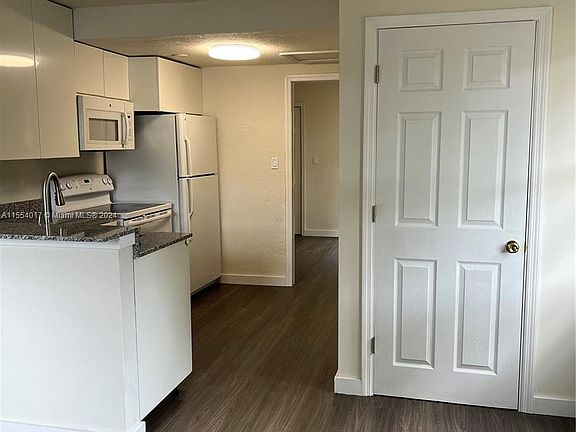 4th image of 10875 NW 10th Ave