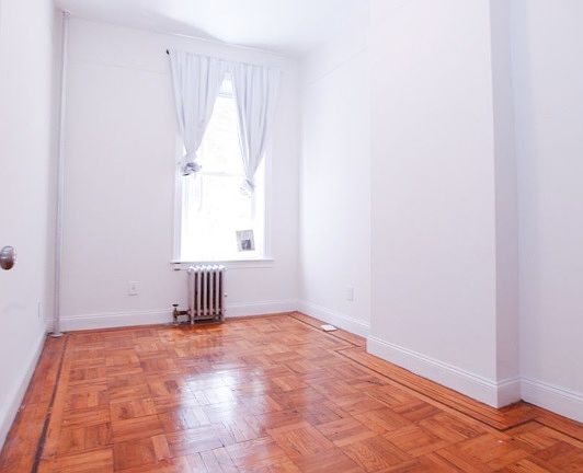 4th image of 431 Wythe Ave #2RR