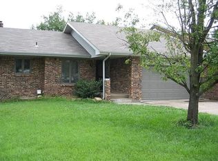 2186 E Barcelona Pl, Springfield, MO 65804