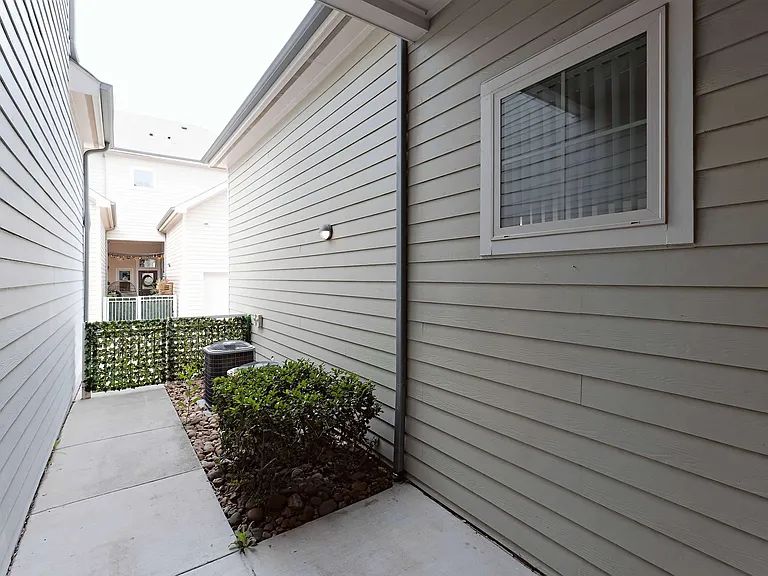 The District At Cypress Waters - Parson's Green — Photo 1734