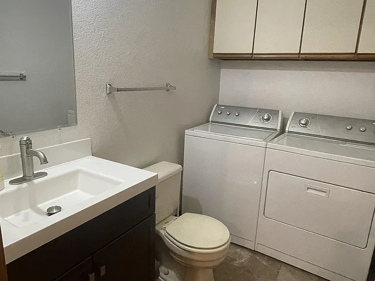 3411 W Wren St #2 — Photo 3