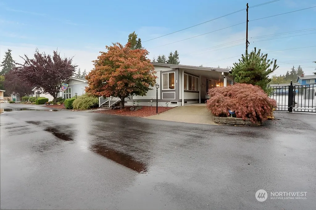 2611 S 288th Street #1 photo 1