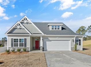 5411 Seedling Rd, Fayetteville, NC 28311