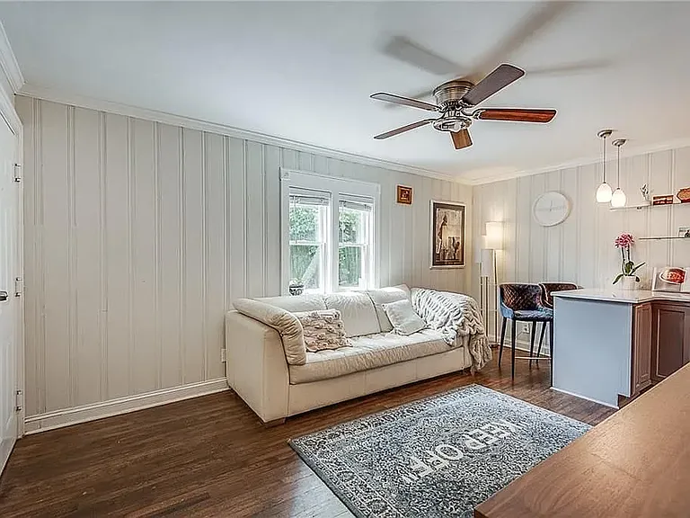 706 Charles Allen Dr NE #B — Photo 21