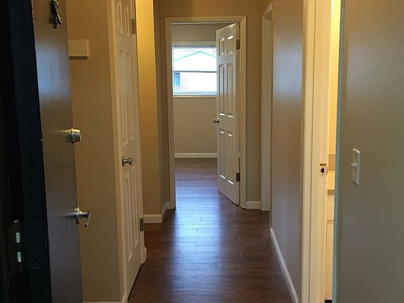 4th image of 1102 1180 Pine St NE #3135928