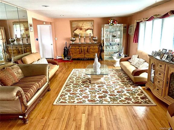 5th image of 35 Horton Ave