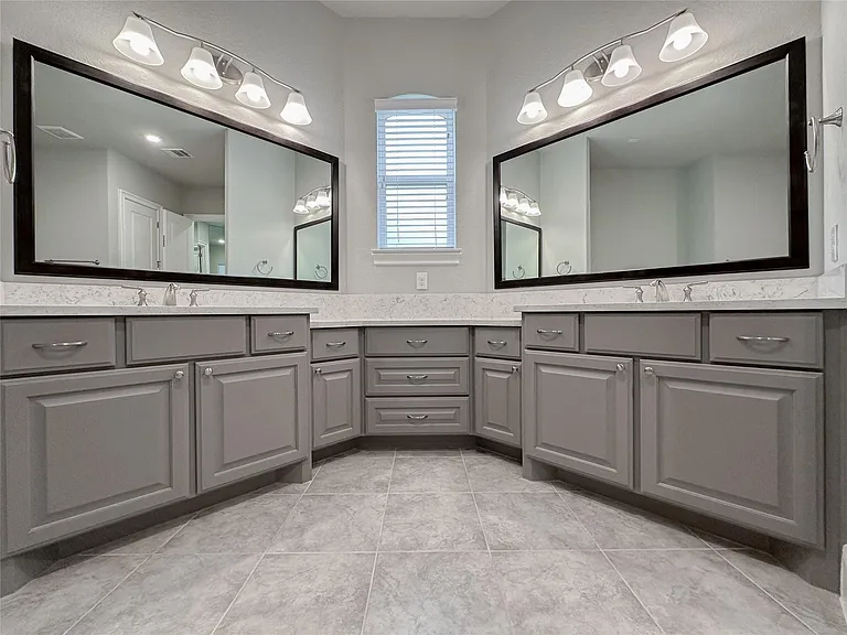 8543 Tynan Ridge Dr — Photo 23