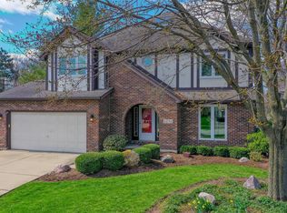 1251 Averill Dr, Batavia, IL 60510