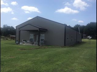 2555 Six Mile Board Rd, Belvidere, TN 37306