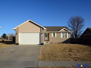 960 Garden St, Bennet, NE 68317
